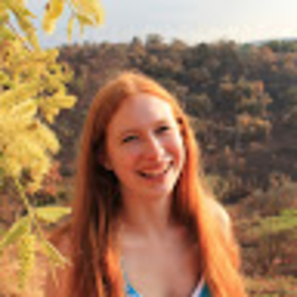 Meet your Posher, Amanda - Picture 1 of 1